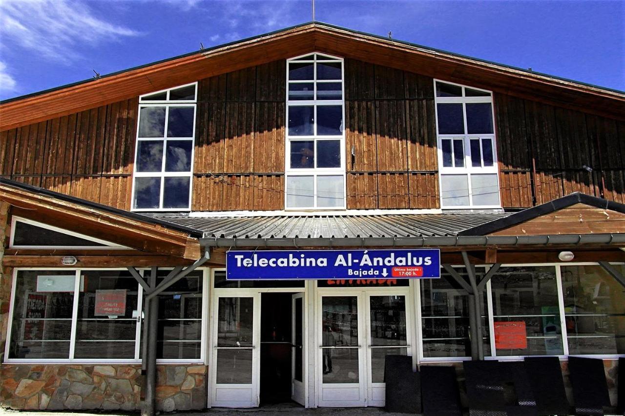 Todosierranevada Zona Baja -Plaza Principal-Junto A Los Telecabinas Serra Nevada Exterior foto